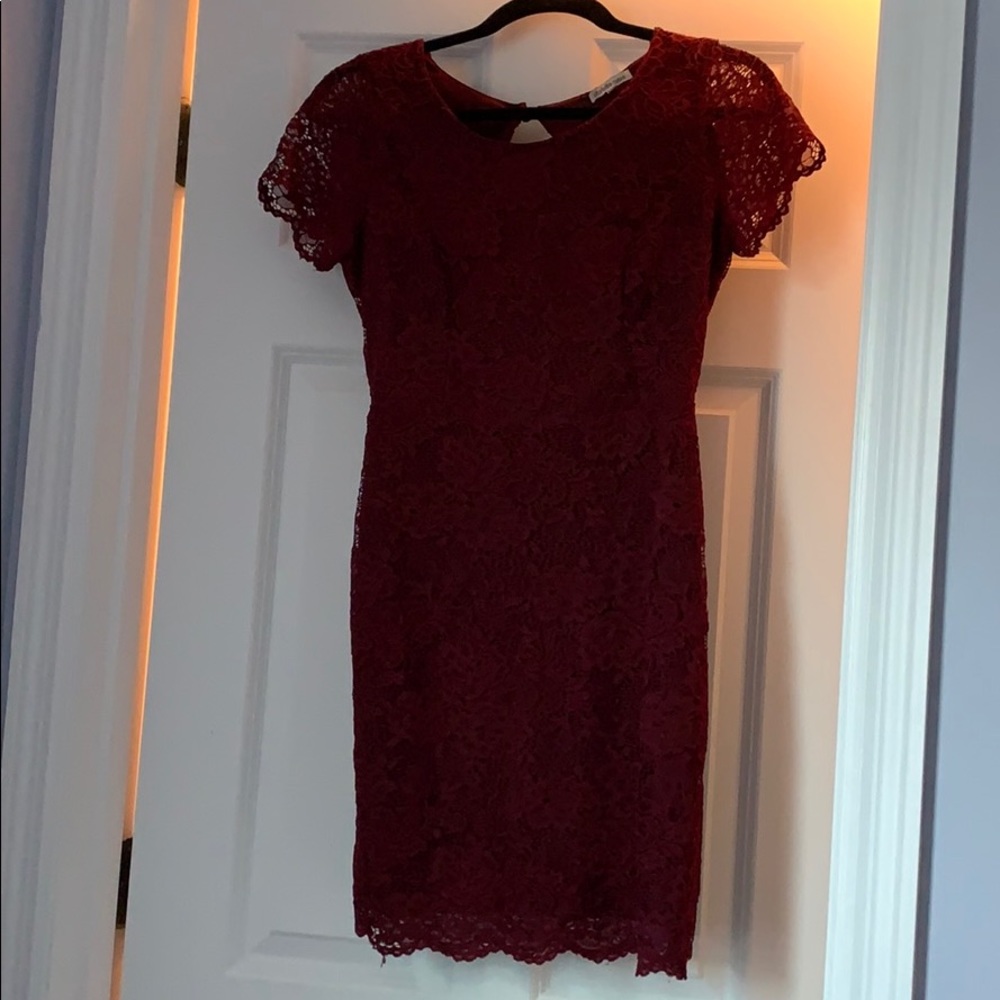 Maroon fitted formal dress